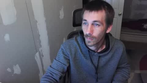 l1v1nth3dr3am online show from September 17, 2025, 2:57 am