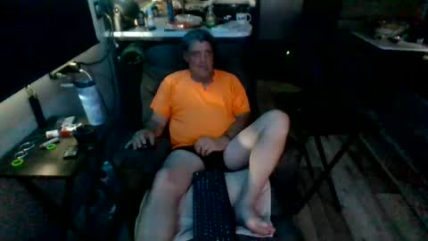 l8tniter online show from June 19, 2026, 9:18 pm