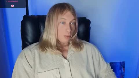 Snapshot of l_adonis_l chatting on January 6, 2026, 7:01 am Adonis online show from January 6, 2026, 7:01 am