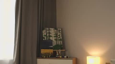 Snapshot of la_belle_ chatting on October 19, 2025, 4:46 am Alice online show from October 19, 2025, 4:46 am