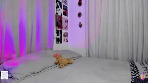    Help me reach 50 likes online show from January 9, 2025, 2:11 am