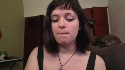 Snapshot of la_femme_fatale_ chatting on May 7, 2026, 10:37 pm Hanna FREE ONLYFANS online show from May 7, 2026, 10:37 pm