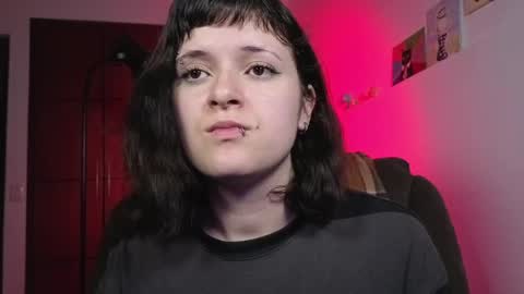 Snapshot of la_femme_fatale_ chatting on May 11, 2026, 11:46 pm Hanna FREE ONLYFANS online show from May 11, 2026, 11:46 pm
