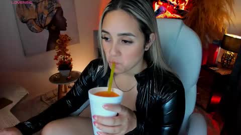 Vero  online show from March 1, 2026, 3:30 am