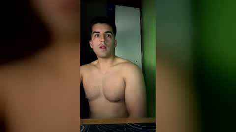 Snapshot of laauuti chatting on June 20, 2026, 3:53 am qcyo online show from June 20, 2026, 3:53 am