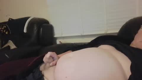 labialuv2suck online show from April 21, 2026, 8:01 pm
