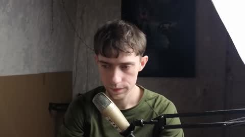 Snapshot of labour_guy chatting on February 9, 2026, 11:20 pm Marco online show from February 9, 2026, 11:20 pm