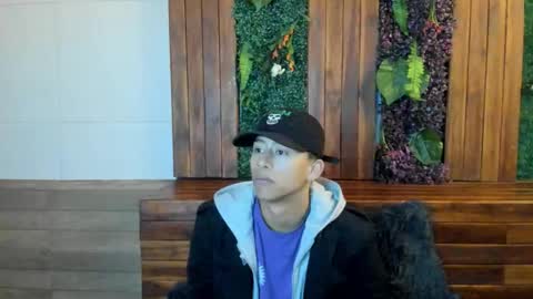 labrinthteasing online show from February 23, 2026, 12:13 pm