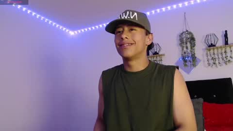 labrinthteasing online show from April 17, 2026, 8:34 pm