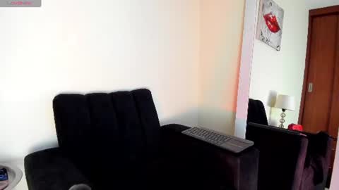 Snapshot of lace_victoria chatting on June 20, 2026, 9:50 pm lace_victoria online show from June 20, 2026, 9:50 pm