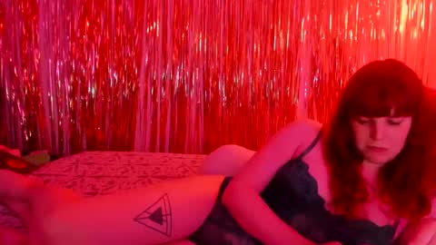 Chelsea Poe online show from September 14, 2025, 4:11 am