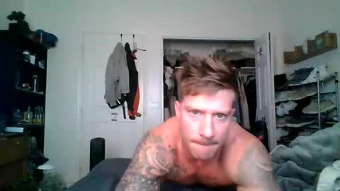 Snapshot of lacrioxcum18 chatting on November 5, 2025, 2:17 pm lacrioxcum18 online show from November 5, 2025, 2:17 pm