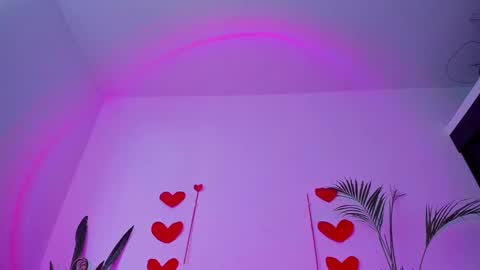 Laden And Juan online show from February 18, 2025, 10:36 pm