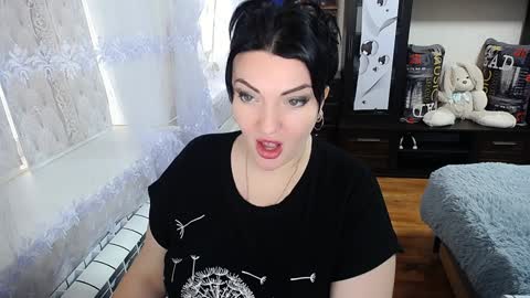 lady_boom_ online show from January 28, 2025, 10:34 am