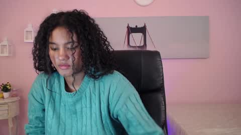 Karla - Instagram   lady karla1 online show from December 27, 2024, 12:07 am