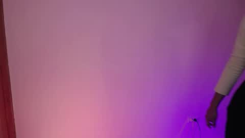 Karla - Instagram   lady karla1 online show from February 18, 2025, 8:58 pm