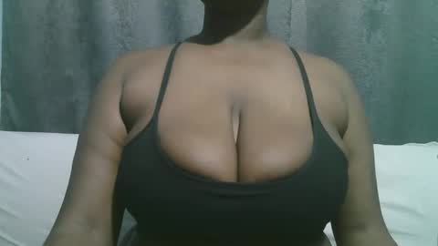 lady_dearra online show from September 25, 2025, 2:04 am