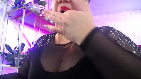 Lady Gloria online show from March 7, 2026, 8:22 am