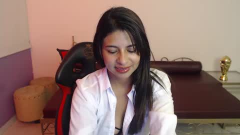 Snapshot of lady_isabella_ chatting on July 7, 2026, 1:26 pm Lady Isabella online show from July 7, 2026, 1:26 pm