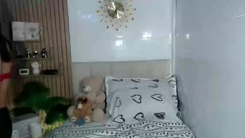   online show from May 14, 2026, 11:44 pm