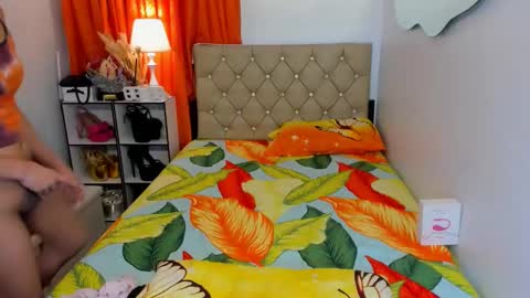 lady_moriseth online show from January 22, 2025, 9:02 am