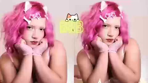 Lady  online show from September 22, 2025, 8:22 pm