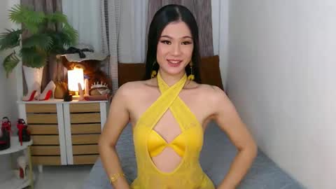 Trix online show from November 25, 2025, 9:48 pm