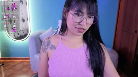 Lady Violet Bridgerton online show from October 13, 2025, 8:09 pm