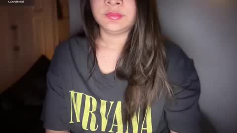 Aria online show from October 6, 2025, 7:17 am