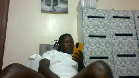 lindah32 online show from January 16, 2025, 12:55 am