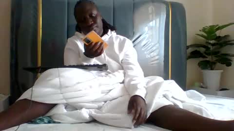 lindah32 online show from February 12, 2025, 5:37 am