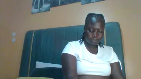 lindah32 online show from March 30, 2026, 8:54 pm