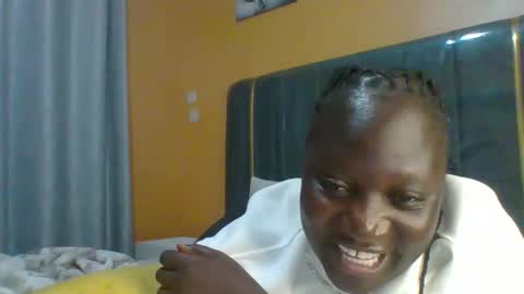 lindah32 online show from March 31, 2026, 6:52 pm