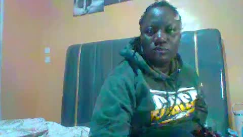 lindah32 online show from June 17, 2026, 12:13 am