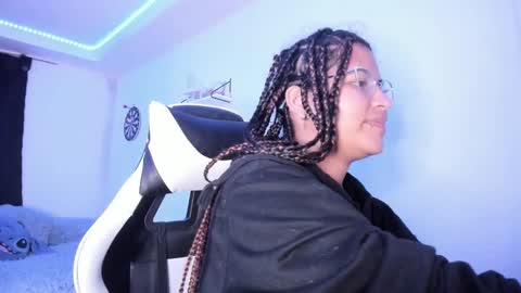  Lady  online show from February 9, 2025, 4:57 am