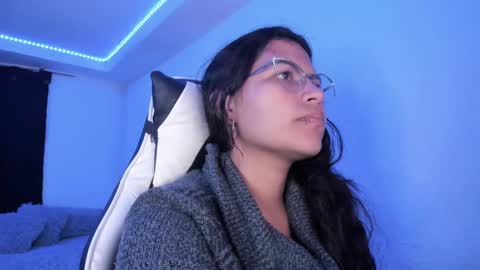  Lady  online show from March 7, 2025, 5:08 am