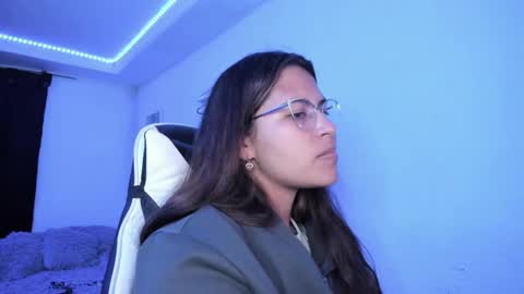  Lady  online show from February 26, 2026, 2:32 am