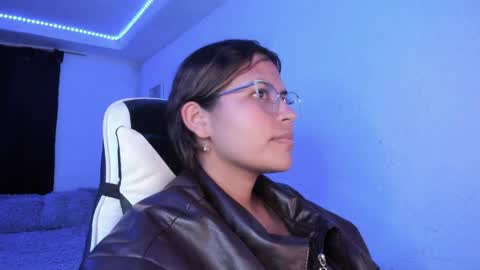  Lady  online show from March 9, 2026, 1:20 am