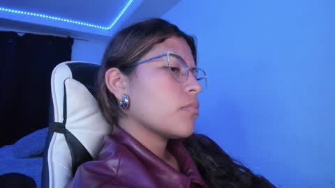  Lady  online show from March 21, 2026, 2:05 am