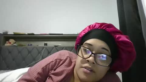 Stephanie online show from February 24, 2025, 2:08 am