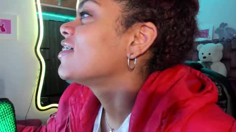 leidy daniela online show from February 23, 2025, 9:55 am