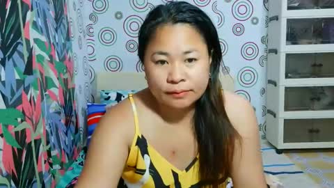 Snapshot of ladyhotsiren chatting on April 17, 2026, 12:46 am SEREN online show from April 17, 2026, 12:46 am