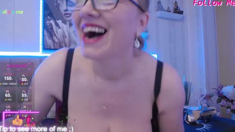  Lady Jeen    Back on Sunday 8th of December online show from January 20, 2025, 7:46 pm