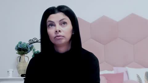 Snapshot of ladyliia chatting on February 4, 2025, 5:10 am Lia online show from February 4, 2025, 5:10 am