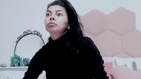 Snapshot of ladyliia chatting on February 10, 2025, 4:19 am Lia online show from February 10, 2025, 4:19 am