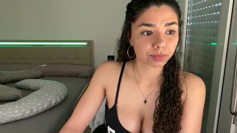 ladymelon13 online show from April 4, 2026, 3:53 pm