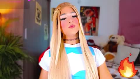 Snapshot of ladynoah chatting on September 17, 2025, 1:18 am Noah Smith online show from September 17, 2025, 1:18 am