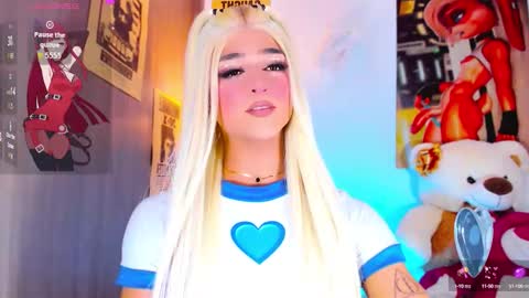 Snapshot of ladynoah chatting on September 21, 2025, 12:01 am Noah Smith online show from September 21, 2025, 12:01 am