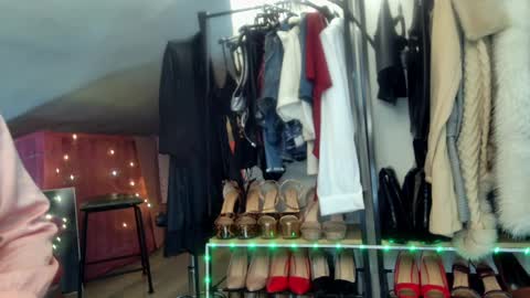 Oxana online show from March 28, 2026, 1:16 am