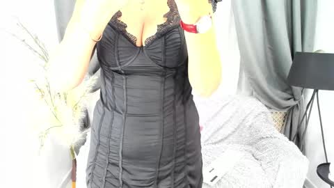 ladysexyx online show from November 7, 2025, 4:29 pm